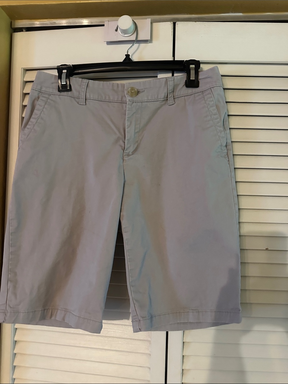 Liz Claiborne Classic Light Gray Khaki Shorts